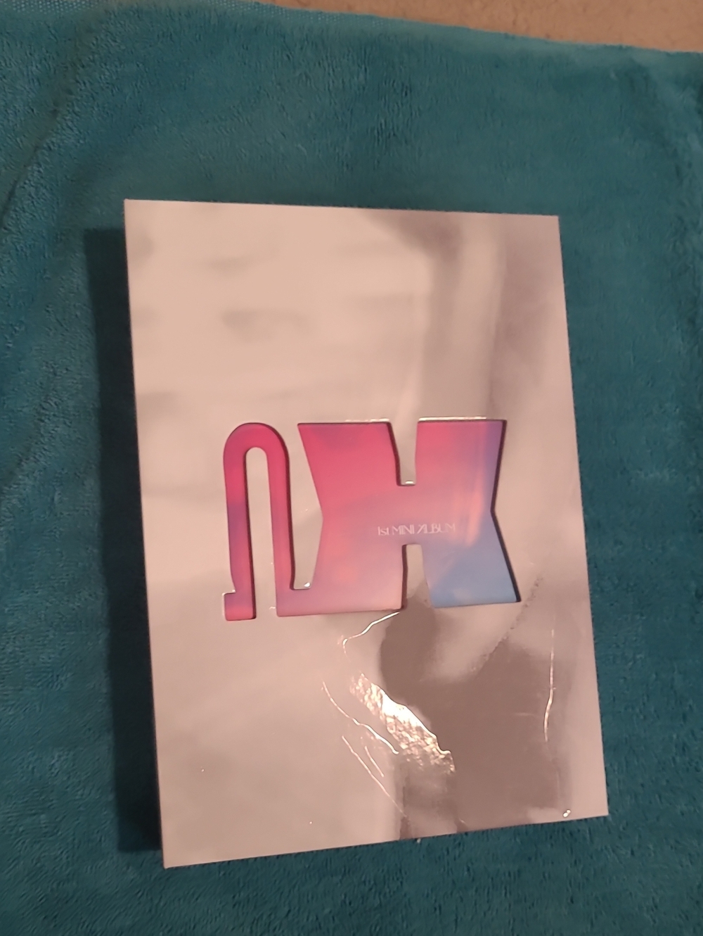 OmegaX 1st Mini Album White Version